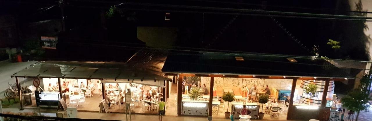 Zafir Sziget Apartman Sarvar Exterior photo